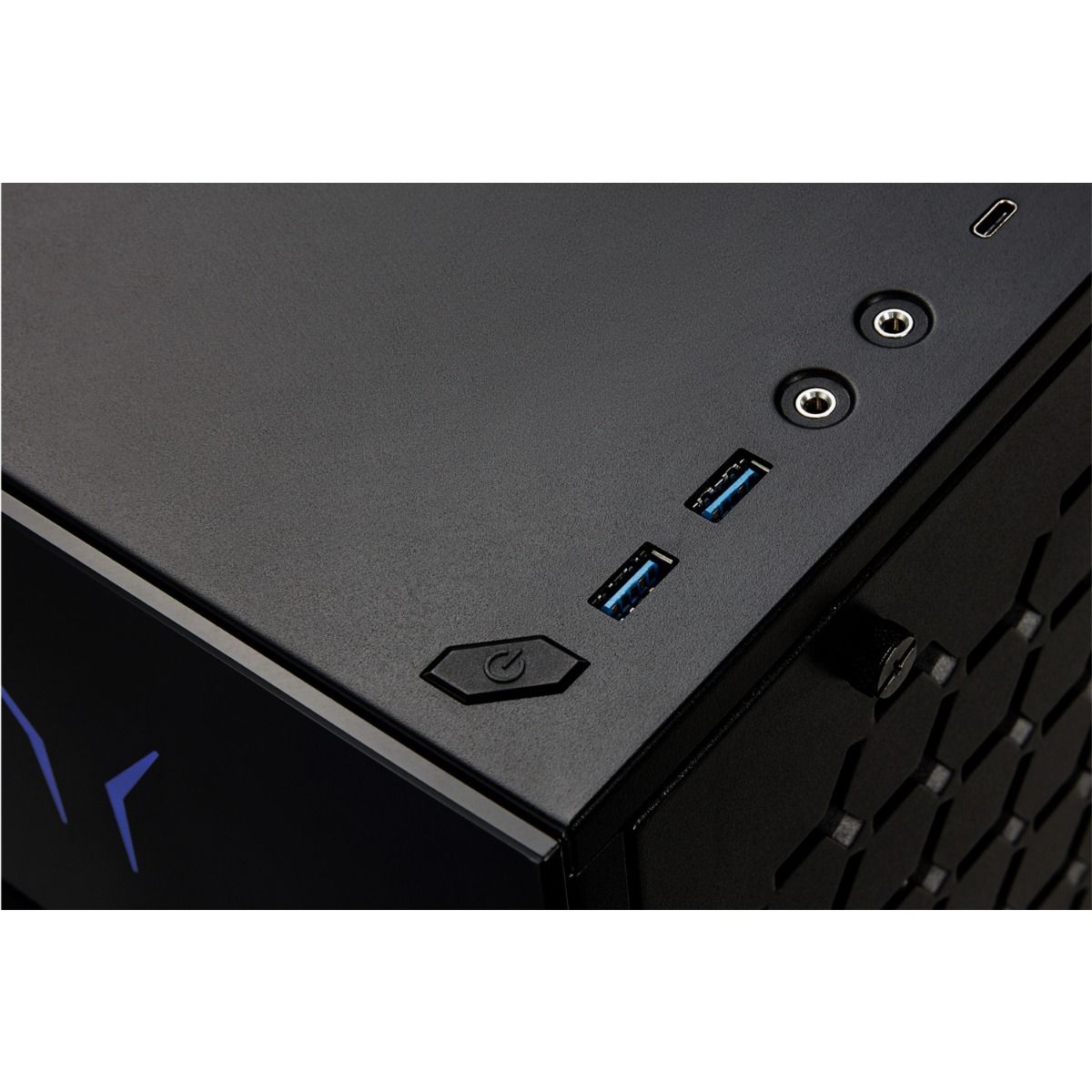 Medion Erazer X30 Gaming Desktop Intel Ultra 7 32GB RAM 2TB RTX 5080