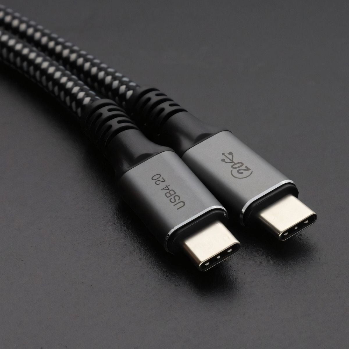 USB4 20Gb/s USB-C to USB-C Braided Cable 95W Up to 4K DisplayPort Alt 3m