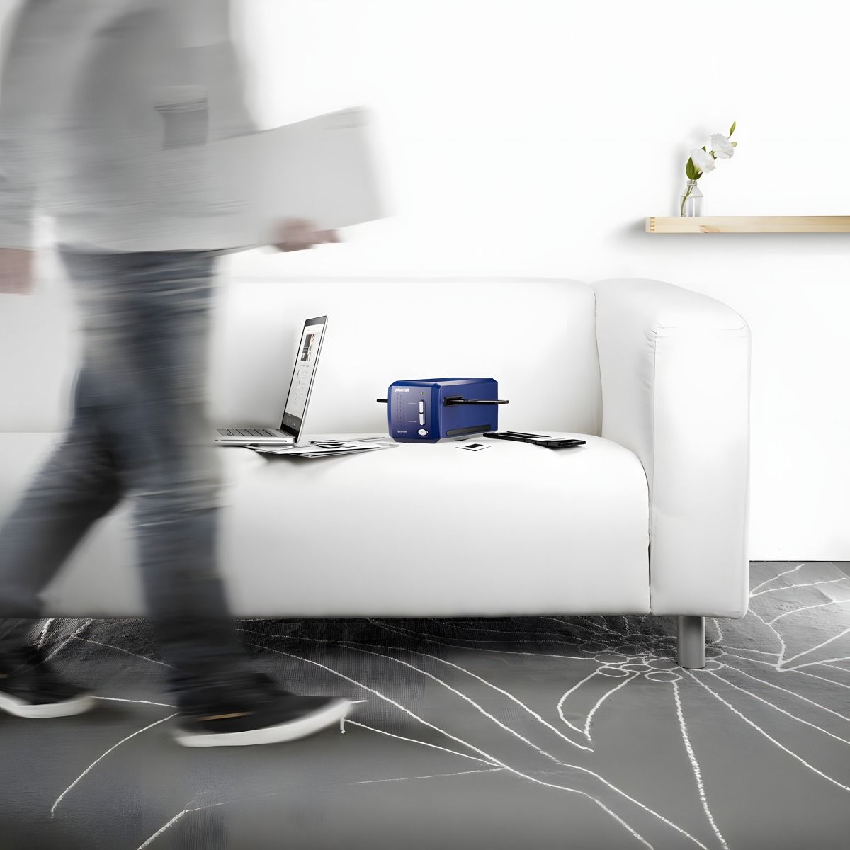 Plustek OpticFilm 8100 35mm Film Scanner 48-Bit Colour USB 2.0 Blue