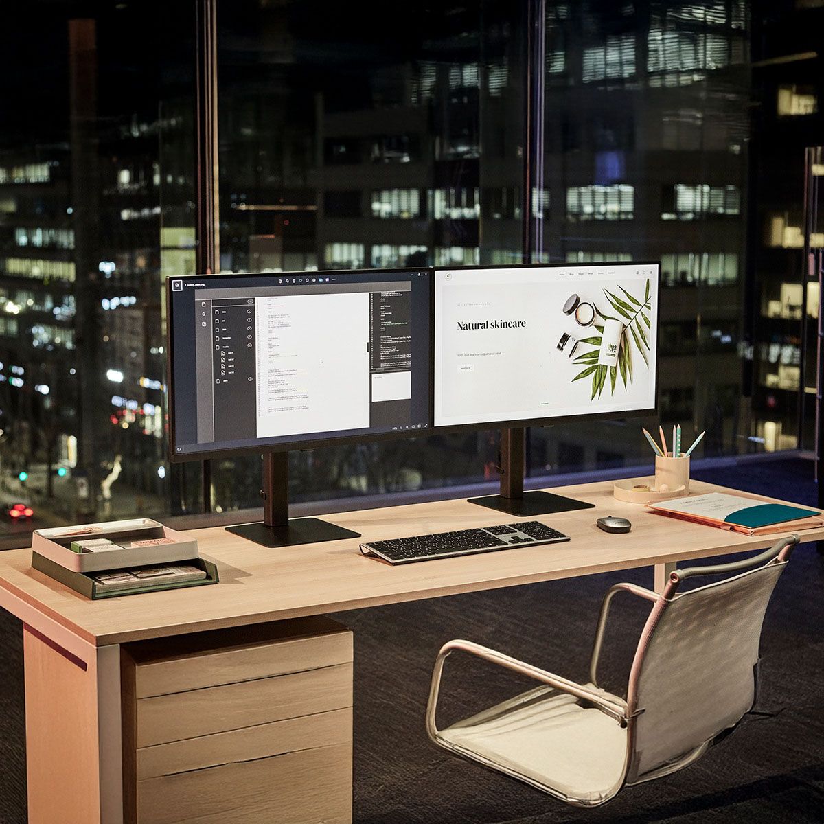 Samsung ViewFinity S8 Ultra HD 4K 60Hz 5ms 32" Monitor USB-C Black with KVM