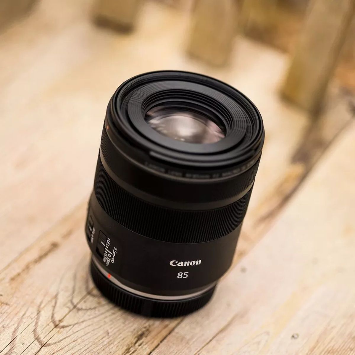 Canon RF 85mm F2 Macro IS STM Lens