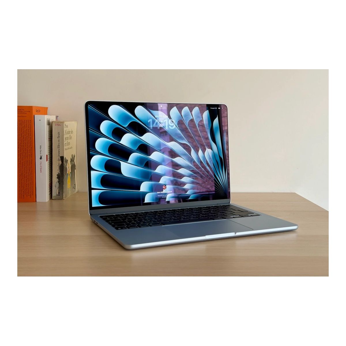 Apple MacBook Air 13-inch M5 (2026) 13.6" M5 16GB 512GB SSD macOS Tahoe Midnight